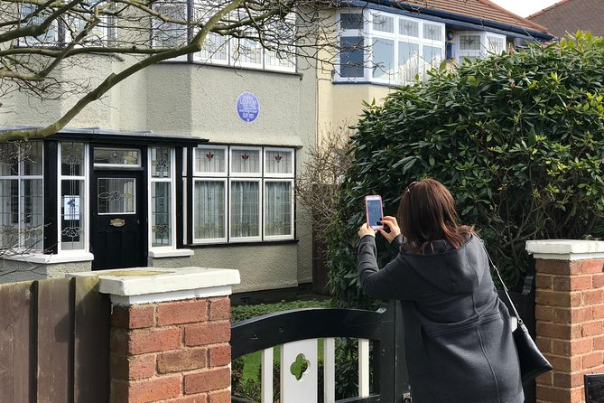 Private Beatles Car Tour, Penny Lane, Strawberry Field & childhood homes - Ringo’s home and Paul’s boyhood address