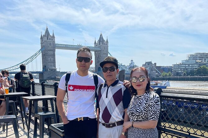 Private Big Sights Taxi Tour of London - Borough Market and Covent Garden