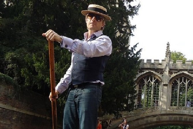 Private Cambridge Punting Tour - King’s College Chapel and Senate House from the water