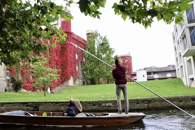 Private Chauffeur Punt Tour - Meeting at La Mimosa on Thompsons Lane