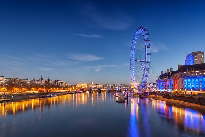 Private Chauffeured Luxury Range Rover at Your Disposal in London Full Day - The Range Rover and the four-person limit