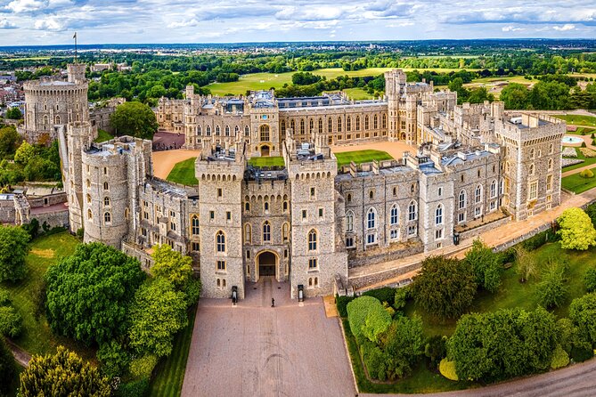 Private Chauffeured Tour to Windsor Castle from London - Why a private drive can improve a Windsor day