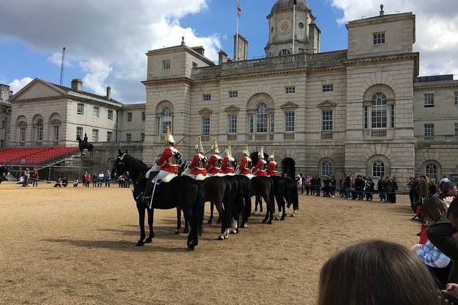 Private Custom Walking Tour: Half Day Sightseeing Tour of London - St. Paul’s Cathedral and the City