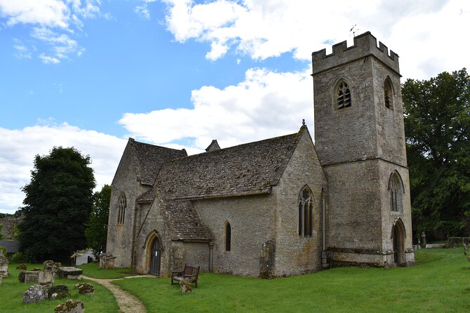 Private Day in the Cotswolds Tour - Swinbrook and the countryside between stops