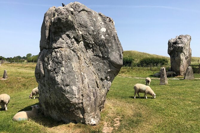 Private Day Tour from Bath to Avebury and Stonehenge with Pickup - A Pub Lunch Between Two Ancient Sites