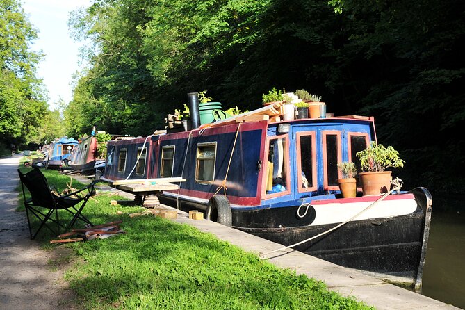 Private Day Tour from Bath to the Serene Cotswolds with Pickup - Corsham: stone, wool, peacocks, and pub lunch