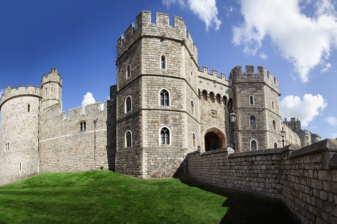 Private Day Tour to Bath and Windsor Castle - Why private transport matters here