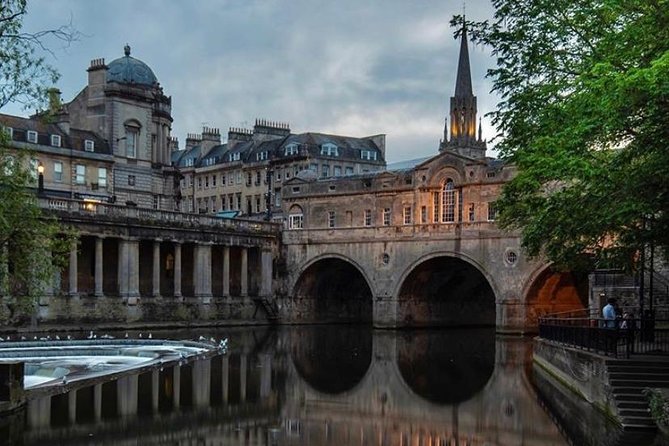 Private Day Tour to Bath, Avebury & The Cotswolds - Price, group size, and what you still pay