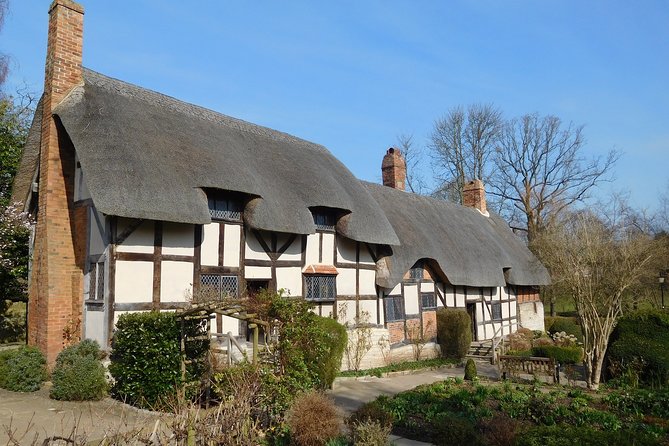 Private Day Tour to Stratford-Upon-Avon - All things Shakespeare - The Shakespeare Bookshop and Schoolroom