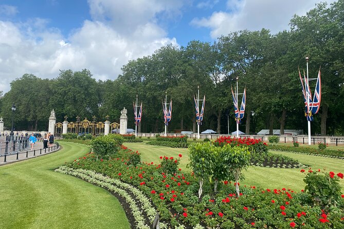 Private Day Tours in London - Royal London around St. James’s Park and Buckingham Palace
