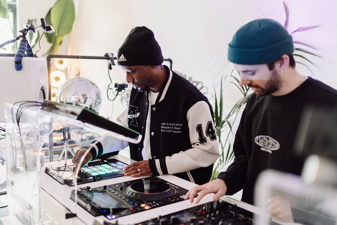 Private DJ Class - Is $137.13 Per Person Fair Value?