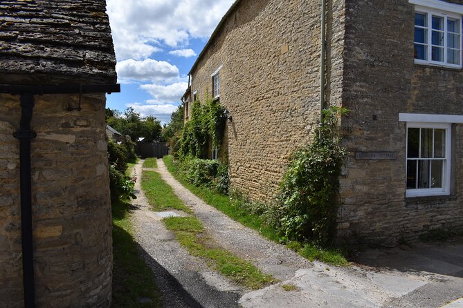 Private Downton Abbey Tour, including Bampton, Cogges Farm, and Highclere - The price, timing, and practical value