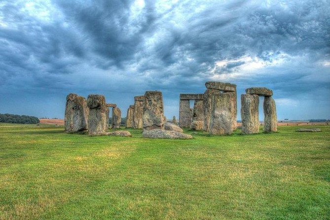Private driver guided tour Stonehenge - Timing, pickup, and physical demands