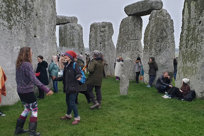 Private driver guided tours Windsor castle Stonehenge - Pickup, meeting point, and timing
