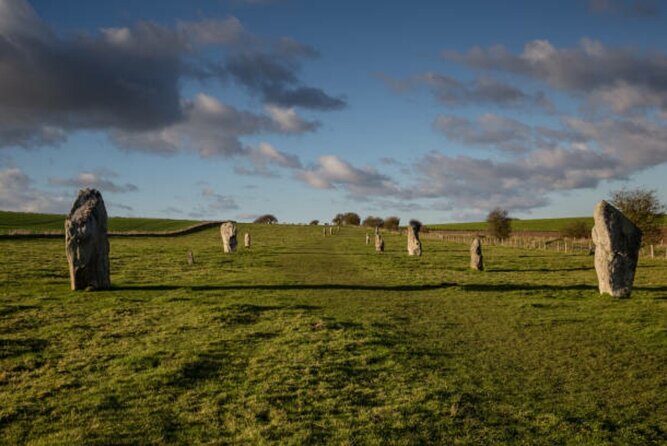 Private Driver Tours Avebury.Stonehenge.Salisbury. - Stonehenge with two hours to look around