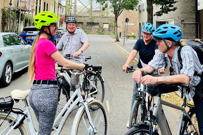 Private E-Bike Cycling Tour Destination London - The Peace Pagoda and Battersea Park
