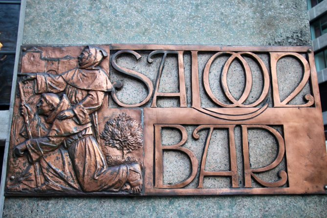 Private Group: Historical Pub Walking Tour of London - The Old Bank of England and grand interiors