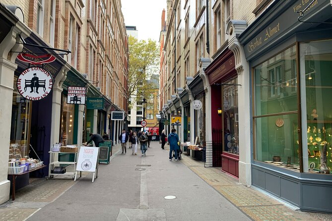 Private Guided Tour of Harry Potter Locations - English/ Italian - Crossing London from King’s Cross to Angel