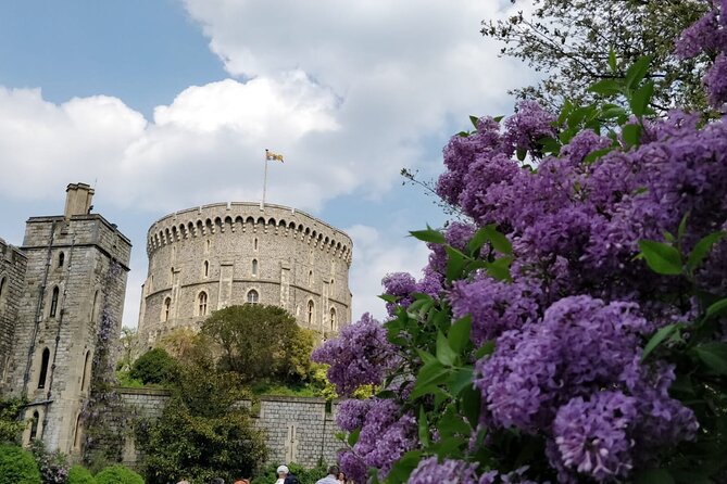 Private Guided Tour of Windsor Castle PLUS and History - A royal day that goes beyond Windsor Castle