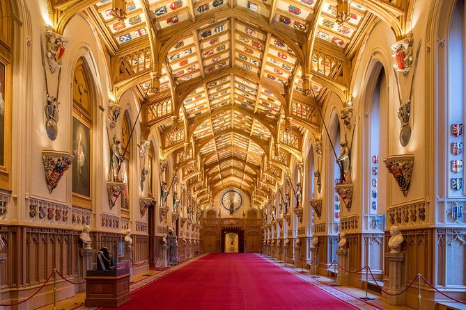 Private Half-Day Tour of Windsor Castle - St George’s Chapel and the royal connection