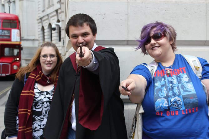 Private Harry Potter Walking Tour of London - Shakespeare’s Globe and the link to the books