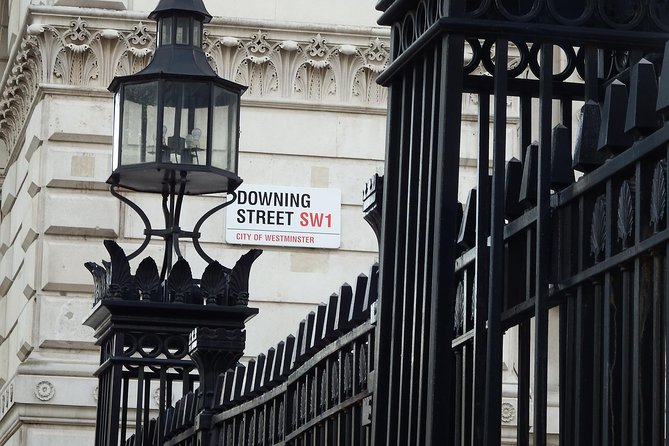 Private Harry Potter Walking Tour of London - Cecil Court, old books, and Diagon Alley inspiration