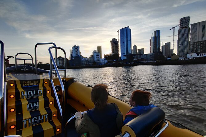 PRIVATE HIRE SPEEDBOAT 'THAMES BARRIER EXPERIENCE - 70 minutes from Embankment - Safety, comfort, and the physical side of the ride