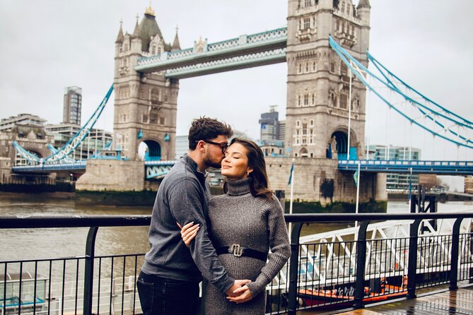 Private landmarks photoshoot for families and couples - What you receive after the session