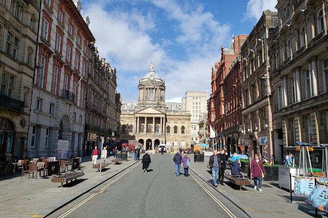 Private Liverpool Self-Guided Tour - Choosing between the Central Library and World Museum