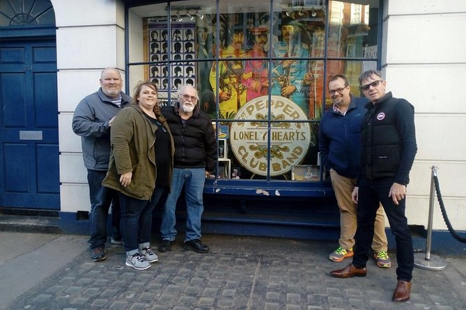Private London Beatlemania Tour in an Iconic Black Cab - A private cab makes the route easier