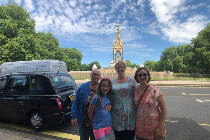Private London Highlights Tour in a Black Cab: 2, 4, or 6 Hours - Guides, stories, and personal requests