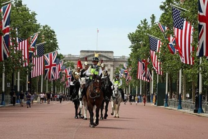 Private London Highlights Tour with Experienced Guide in Taxi - Starting from St. Paul’s and the old City