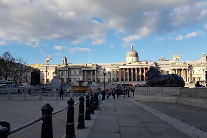Private London Tour by Night including Pick up from Hotel - Trafalgar Square and St. Paul’s Cathedral
