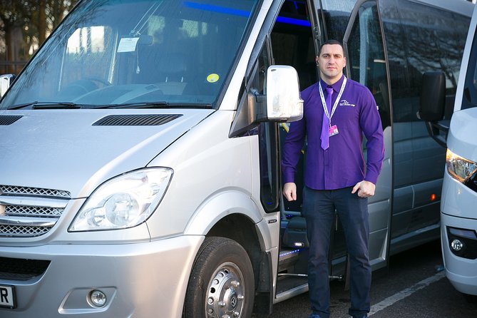 Private Minibus Transfer: Luton Airport to Central London - What the $516.54 group price really means