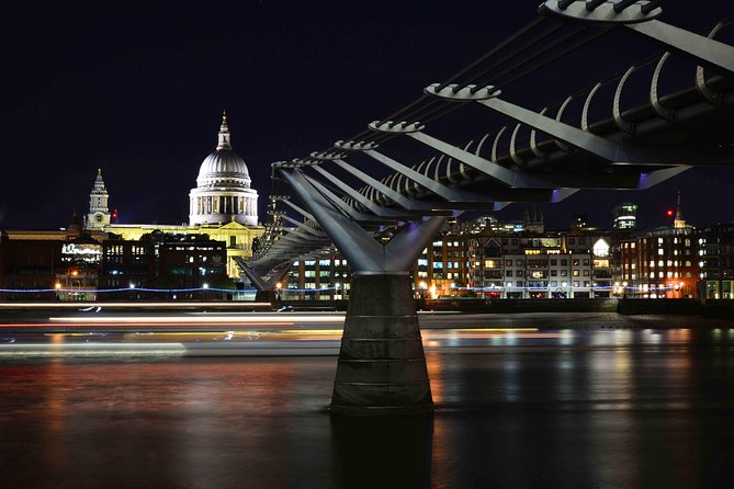 Private Night Photography Tour in London - Stop three: the City of London and moving light