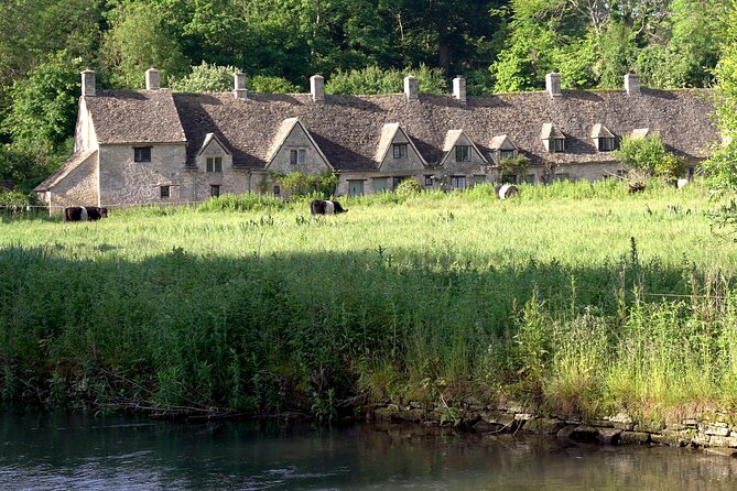 Private One Day Luxury Tour of The Cotswolds - Quiet valleys and the tours flexible side