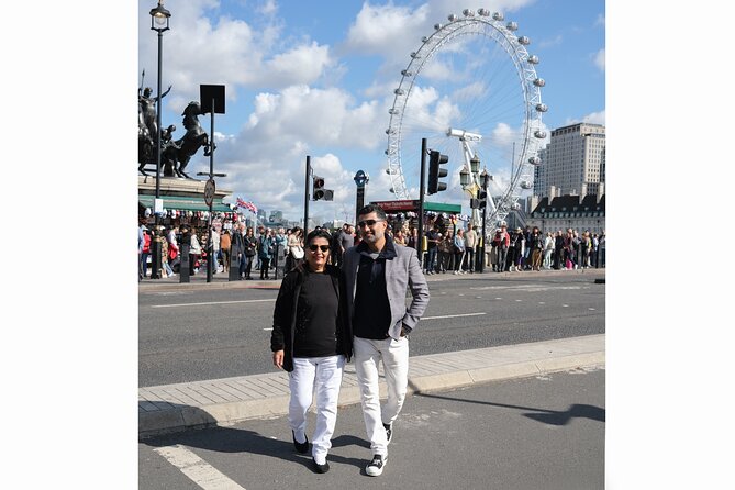 PRIVATE PHOTOSHOOT in London - Westminster Abbey brings a serious London mood