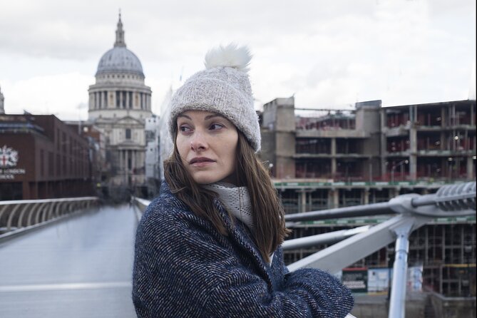 PRIVATE PHOTOSHOOT in London - The London Eye gives the route a lighter finish