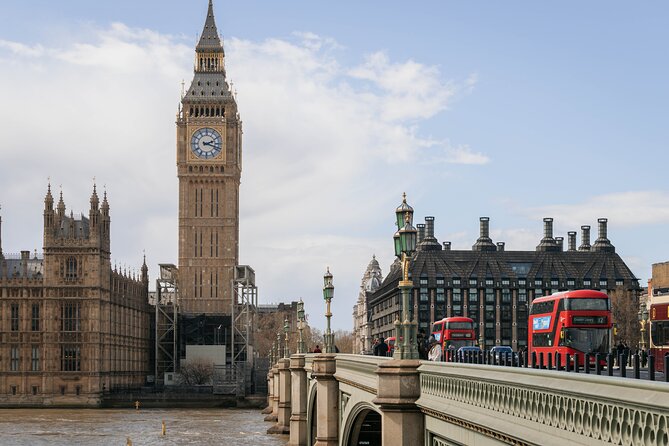 Private Professional Photoshoot at Westminster & Big Ben, London - The photographers and the help you receive