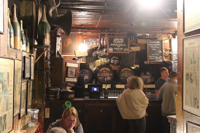 Private Pub Tour of Central London - The Harp brings the route to Covent Garden