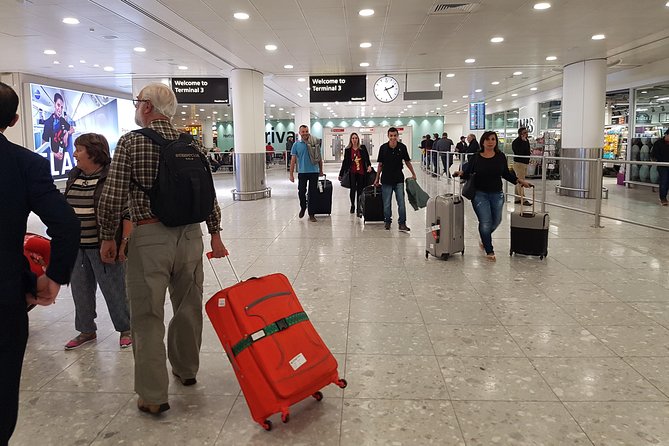 Private Round Trip Transfer between London Airports and Hotel - Price, group size, and the question of value