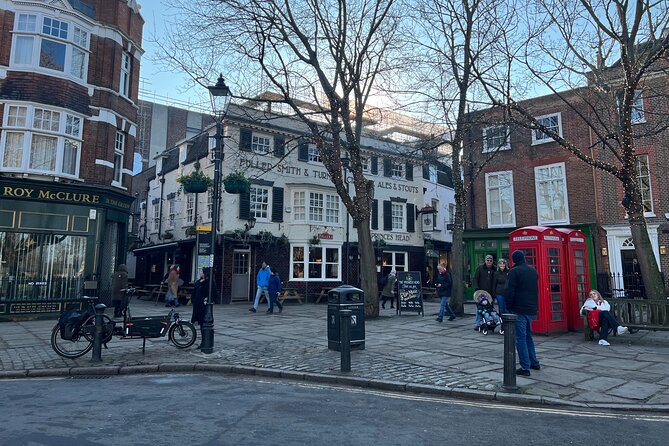 Private Ted Lasso Filming Locations Tour - What Richard adds beyond the filming locations