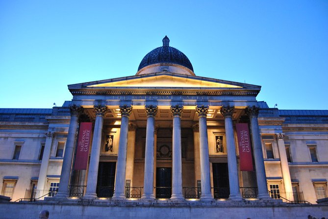 Private Tour: Chauffeur-Driven Tour of London - St Paul’s Cathedral shows a different side of London