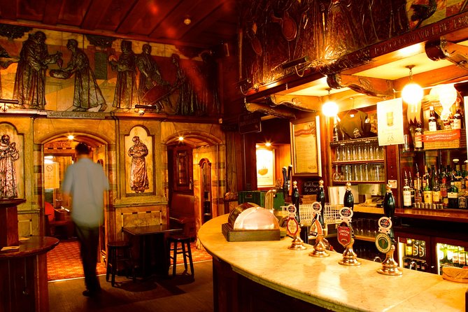 Private Tour of London's Historic Pubs - What Jane Peyton brings to the afternoon