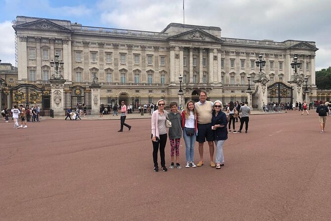 Private Tour: The London of Shakespeare, the Beatles, James Bond and Sherlock Holmes by Traditional Black Cab - Abbey Road and the Beatles’ London
