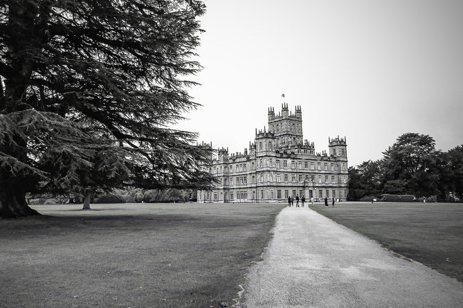Private Tour to Stonehenge and Highclere Castle (Downton Abbey) - How the schedule feels in practice