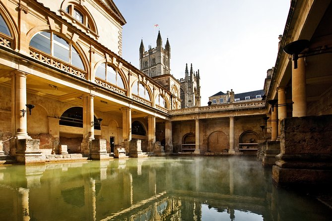 Private Tour to Stonehenge, Bath and The Cotswolds - The guides shape the day