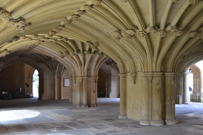 Private Tour: Traditional Black Cab Tour of London's Hidden Treasures - Starting at your hotel and setting the route