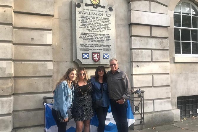Private Tour: Traditional Black Cab Tour of London's Hidden Treasures - Trafalgar Square and the city’s unusual connections
