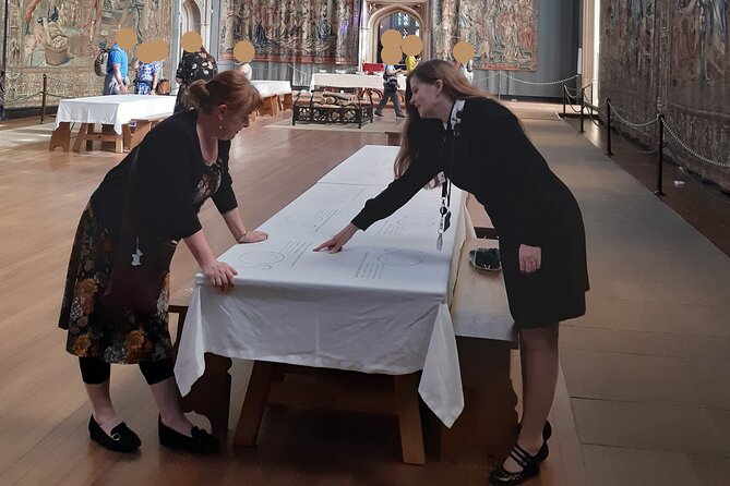 Private tour with an accredited expert guide Hampton Court Palace - The Great Hall and the story of Catherine Howard